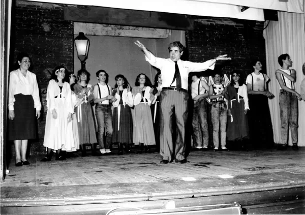 Cultura-Teatro con los jovenes 